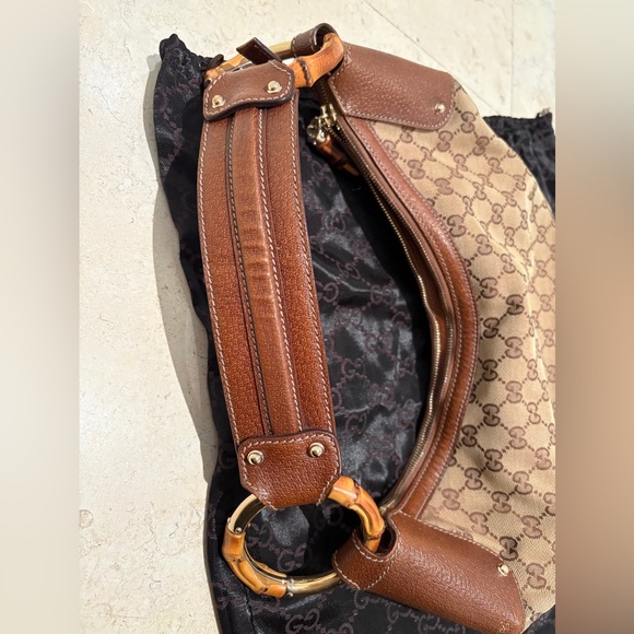 GUCCI vintage Half Moon Hobo Bag with Bamboo Handles - Picture 6 of 12